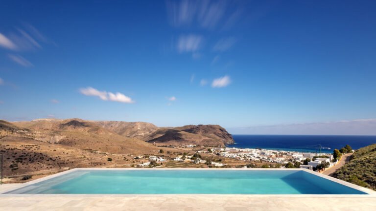 Cómo comprar una casa en Cabo de Gata: Guía esencial