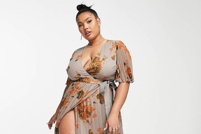 Cómo elegir el look perfecto para una invitada de boda talla grande