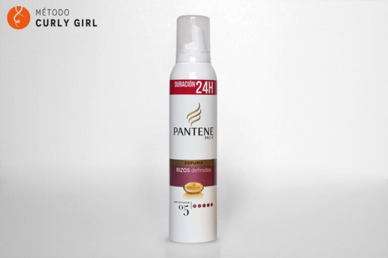 Cómo elegir la mejor espuma para el pelo rizado con el método curly