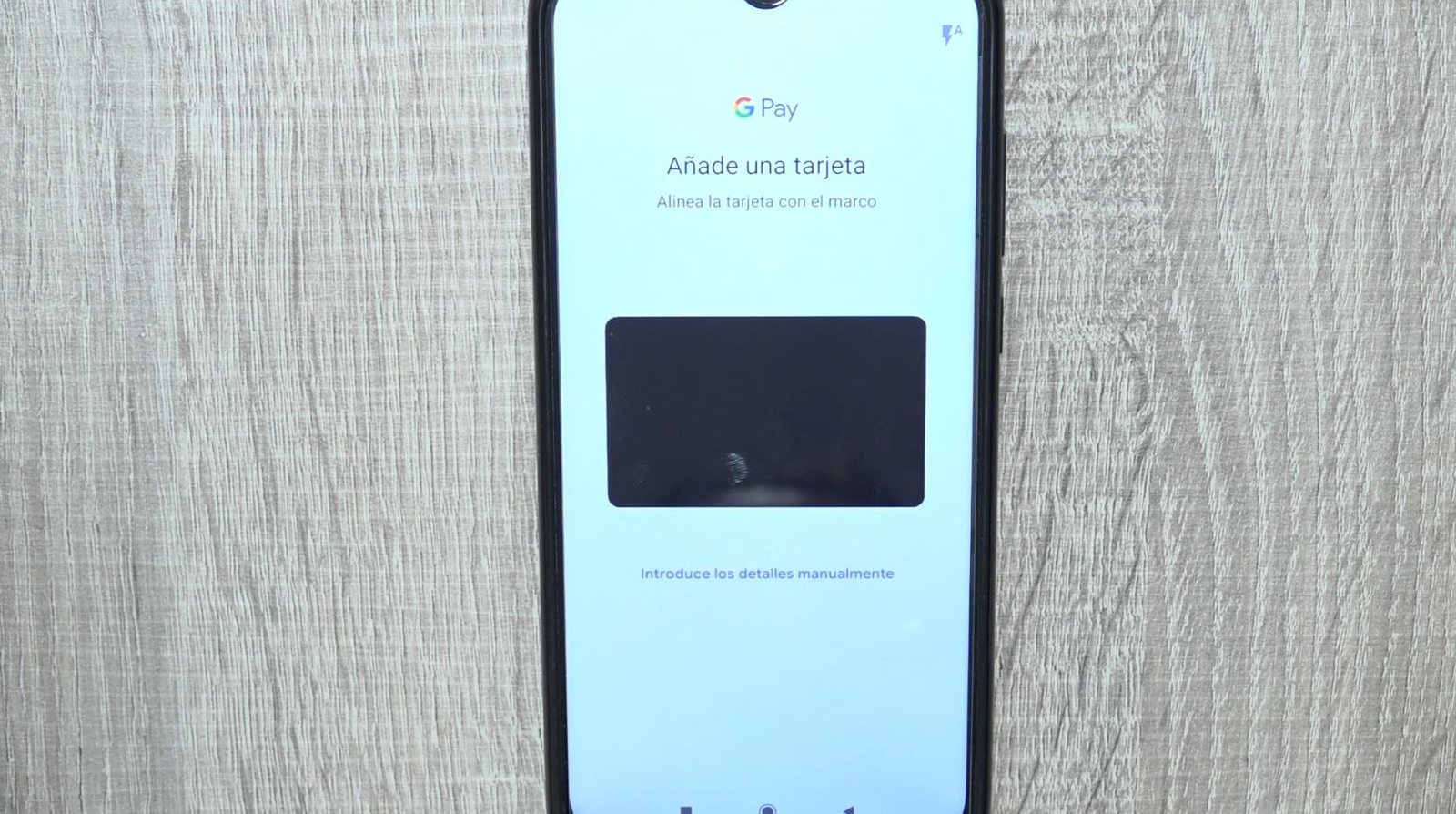 como puedo anadir mi tarjeta de credito al movil facilmente