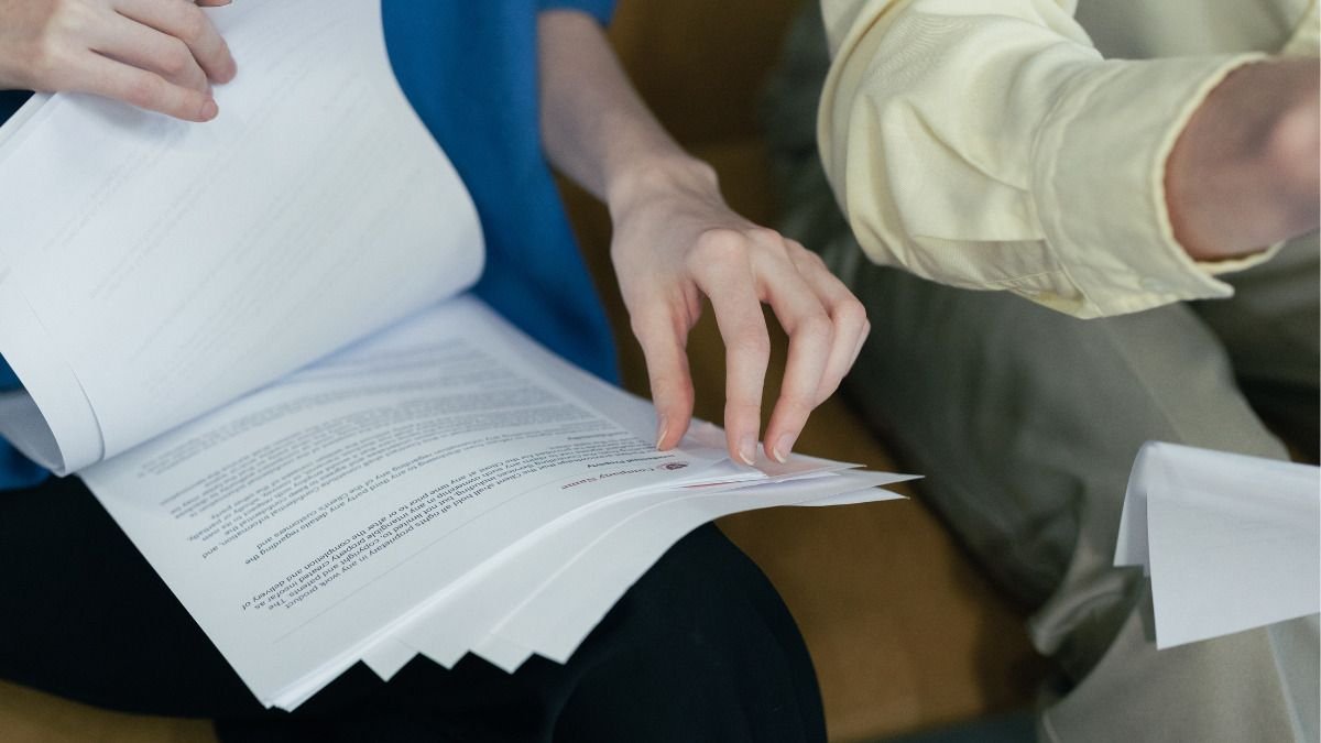 como puedo averiguar las propiedades de una persona fallecida