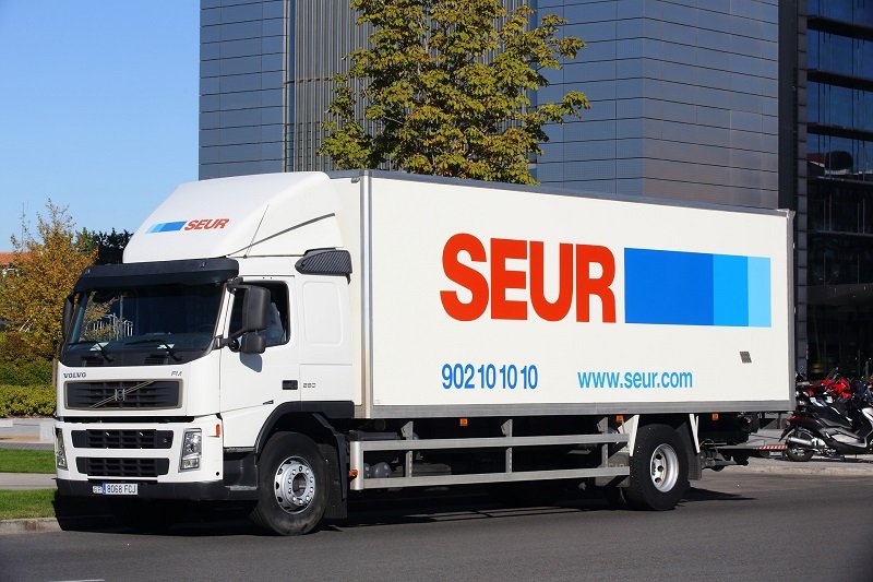 como puedo hablar con un agente de seur para resolver mis dudas