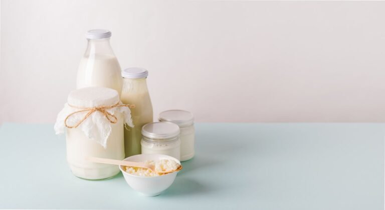 Cuál es la diferencia entre yogur y leche fermentada