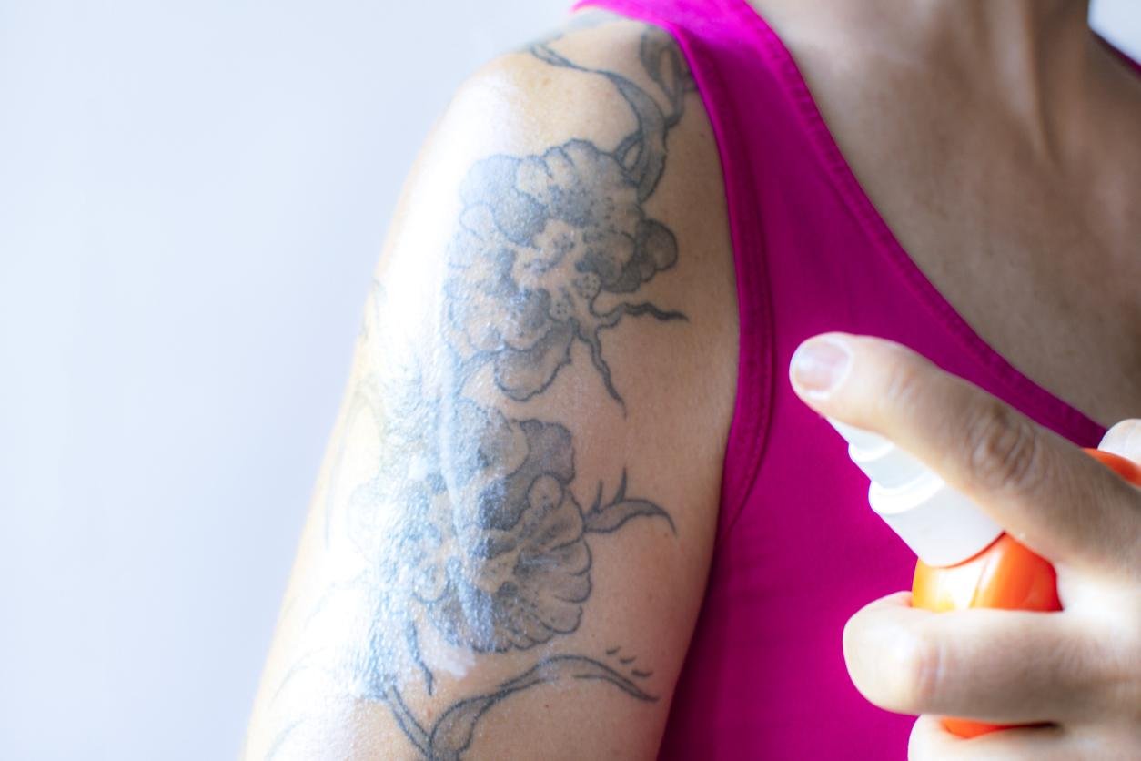 cuando debo empezar a aplicar crema en mi nuevo tatuaje