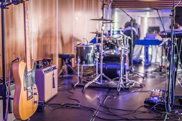 cuanto cuesta contratar una orquesta para tus fiestas y eventos