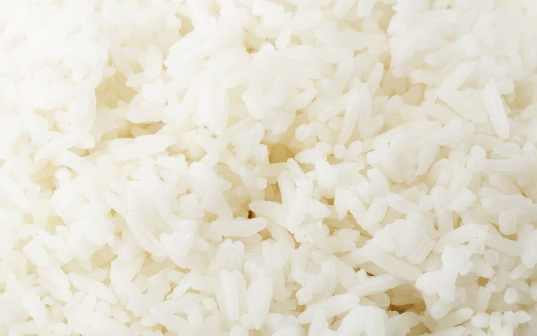 cuanto tiempo se debe cocinar el arroz blanco para que quede perfecto