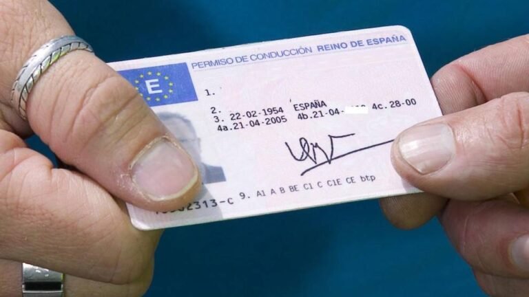 Cuánto tiempo tengo para renovar mi carnet de conducir en España