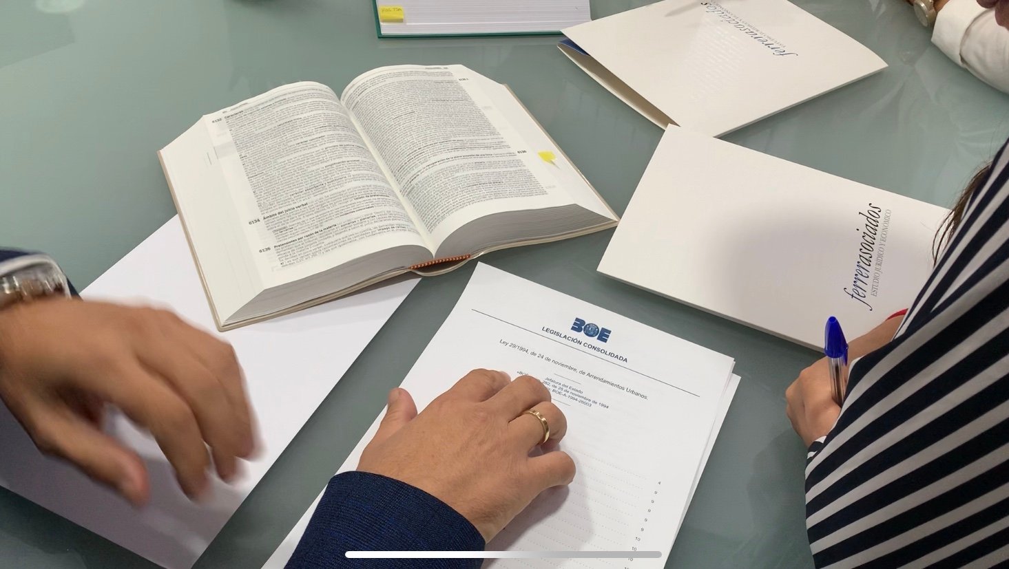 es posible aceptar una herencia sin necesidad de acudir al notario