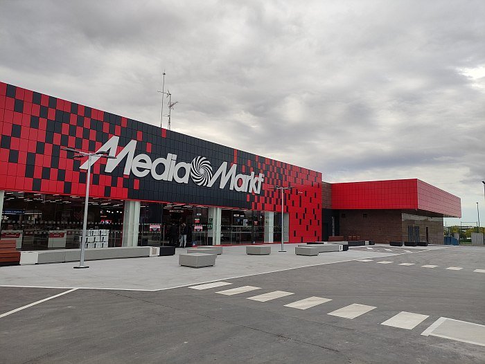 Cuál es el MediaMarkt más grande de Barcelona