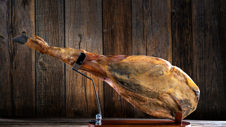 Qué es el jamón de bellota pata negra y cómo se produce