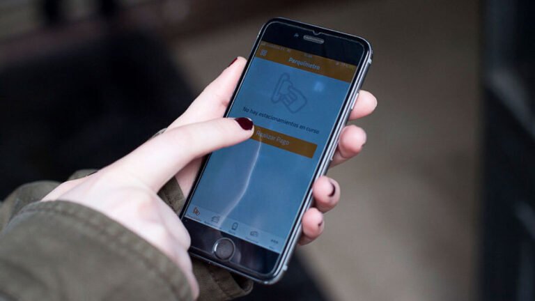 Qué es la app Zona SER de Madrid y cómo evitar comisiones