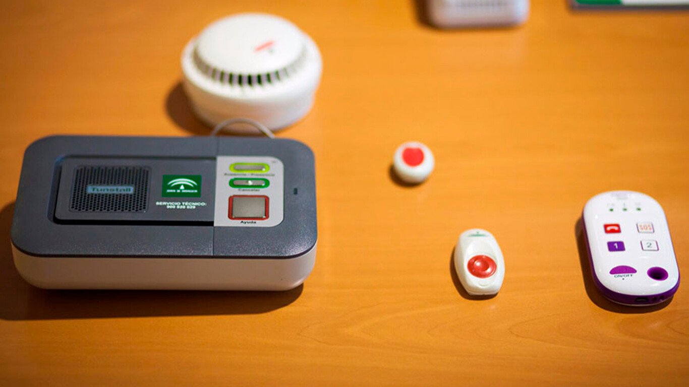 que telefono fijo es compatible con servicios de teleasistencia